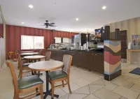 Quality Inn & Suites Hotels in Mankato