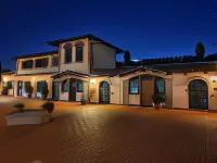 Azienda Agricola Sinisi Hotels near Centro Commerciale La Palma