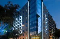 Courtyard Lima Miraflores