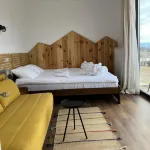 Ursa Mica Glamping Resort Các khách sạn ở 