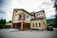 Pensiunea Floare de Colţ Hotel di 