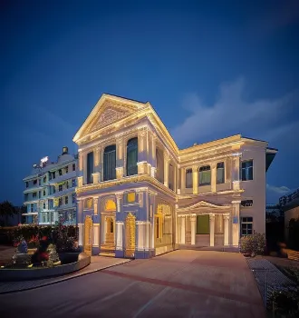 The Edison George Town Hotels near Cheong Fatt Tze - The Blue Mansion