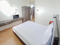 RedDoorz Syariah Near Q-Mall Banjarbaru Hotels in Loktabat Selatan