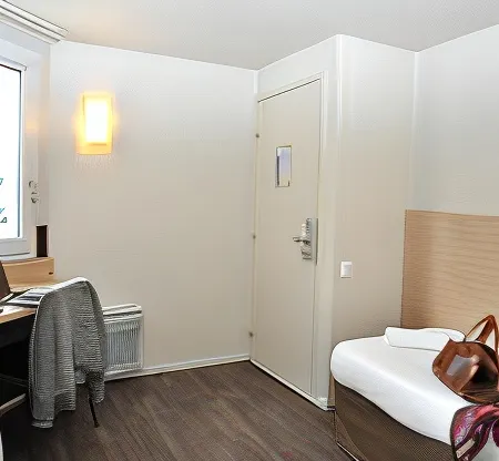 B Hotel Caen