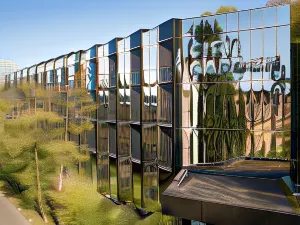 City Garden Hotel