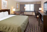 Quality Inn & Suites Montebello - Los Angeles Hoteles en Bell Gardens