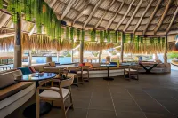 Blue Bay Lodges - bar