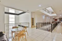 Cinere Inn & Residence Hotel a Cinere