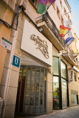 Hostal Goyesco Plaza Hotel di 