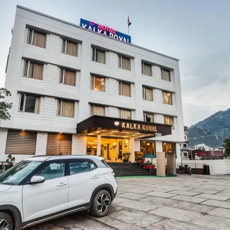 Hotel Kalka Royal