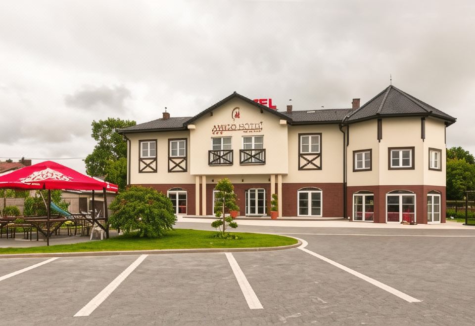 hotel overview picture