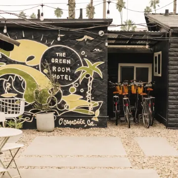 The Green Room Hotel