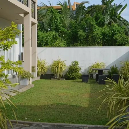 Silina Airport Transit Hotel & Residence