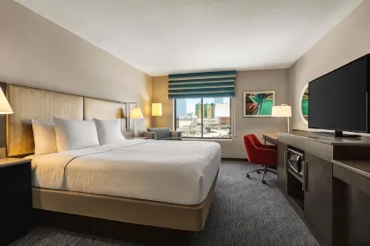 Hampton Inn Tropicana