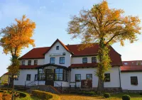 Land Gut Hotel Hermann Hotels in Bentwisch
