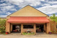 Lafayette Inn