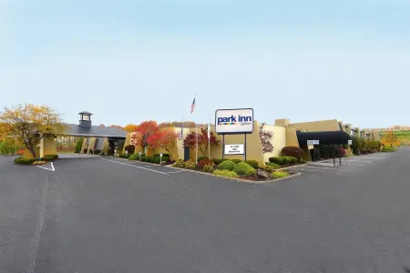 Park Inn by Radisson Sharon Отели в г. Запад Мидлсекс