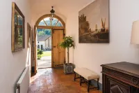 Château de Maillat Hotels in Brenod