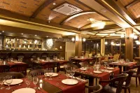 Padok Premium Hotel & Stables Hotels in Ula