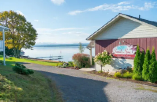 Sands on Golden Lake