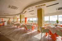 Hotel Waldorf- Premier Resort - breakfast