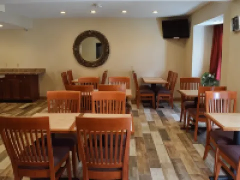 Inn at the Finger Lakes Hotels in Cayuga County