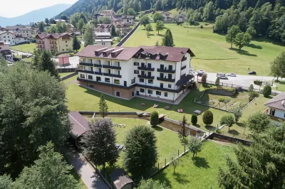 Hotel Rio Hotels in Carisolo