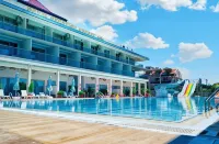 Ceti̇n Presti̇ge Resort - Pools