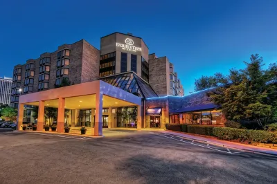 DoubleTree by Hilton Memphis Hotel in zona Strayer University