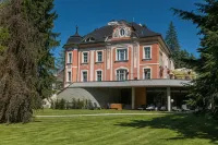 Wellness & Spa hotel Villa Regenhart Hotels in Zlaté Hory