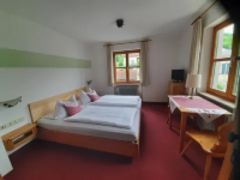 Gasthof Rundeck Hotels in Kinding