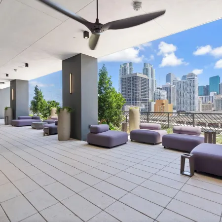 Stylish Apartments with Partial Ocean Views in Downtown