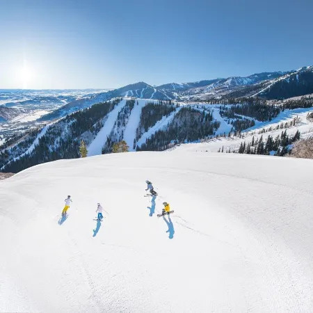 Amazing Mountain Views and Full Kitchen Save 20% on 7 Nights!