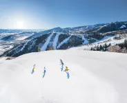 Amazing Mountain Views and Full Kitchen Save 20% on 7 Nights!