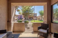 Pilot's Lounge - 2 miles from Chandler Municipal Airport