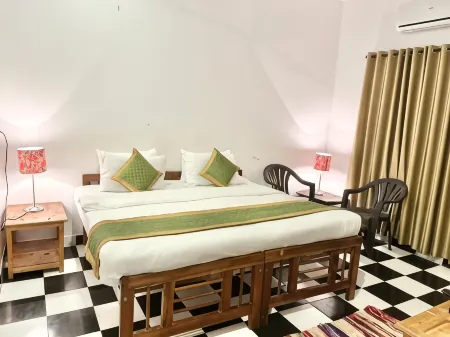 Red Sea Beach Resort Отели рядом с достопримечательностью «Tantra Rock Cliff»