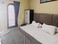 House Of Tuwuh Syariah 2 RedPartner Hotels in Gedong Air