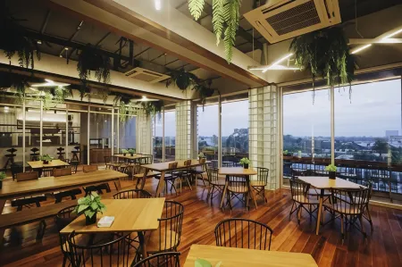 Laekhon Nonbai Отели в г. Накхонситхаммарат