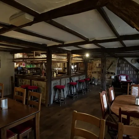 The Heath Inn