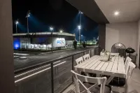 CBD Apartments by the International - Apartments