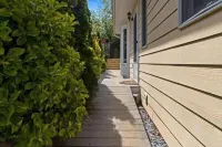 Cozy and fresh one-bedroom, 10 minutes from Old Town Alexandria