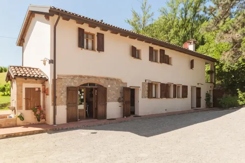 Agriturismo Rio Verde Hotels in Tole