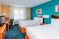 Fairfield Inn & Suites Kansas City Lee's Summit Отели рядом с достопримечательностью «Юнити Виллидж Роуз Гарден & Фаунтинс»
