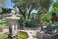 Lodge de Charme A Cheda Hotels in Figari