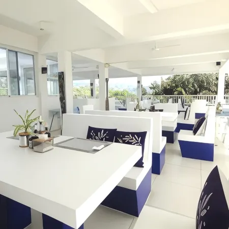 Coron Bluewave Hotel