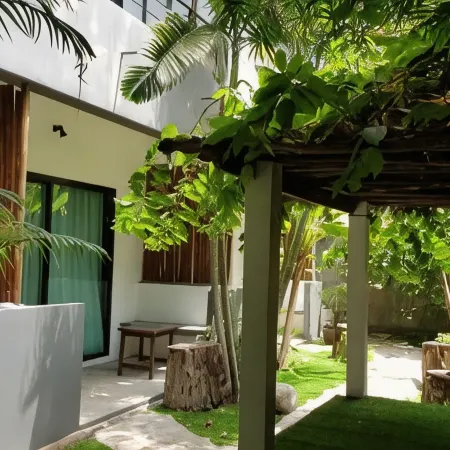 Sairee Sairee Guesthouse