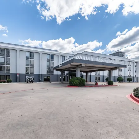 Motel 6 Lewisville, TX - Medical City