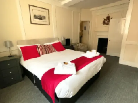 The Crown and Cushion Hotels in Windsor
