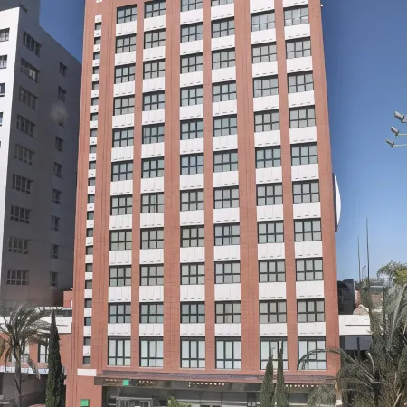 Hotel Albufera Отели рядом с достопримечательностью «Экстрамурс»