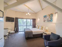 Asure Explorer Motel & Apartments Hotels in Te Anau